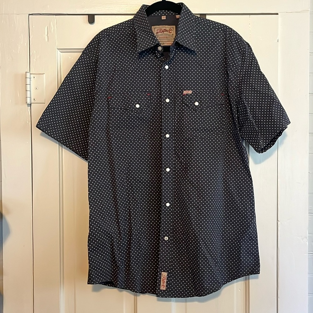 Men’s pearl snap shirt